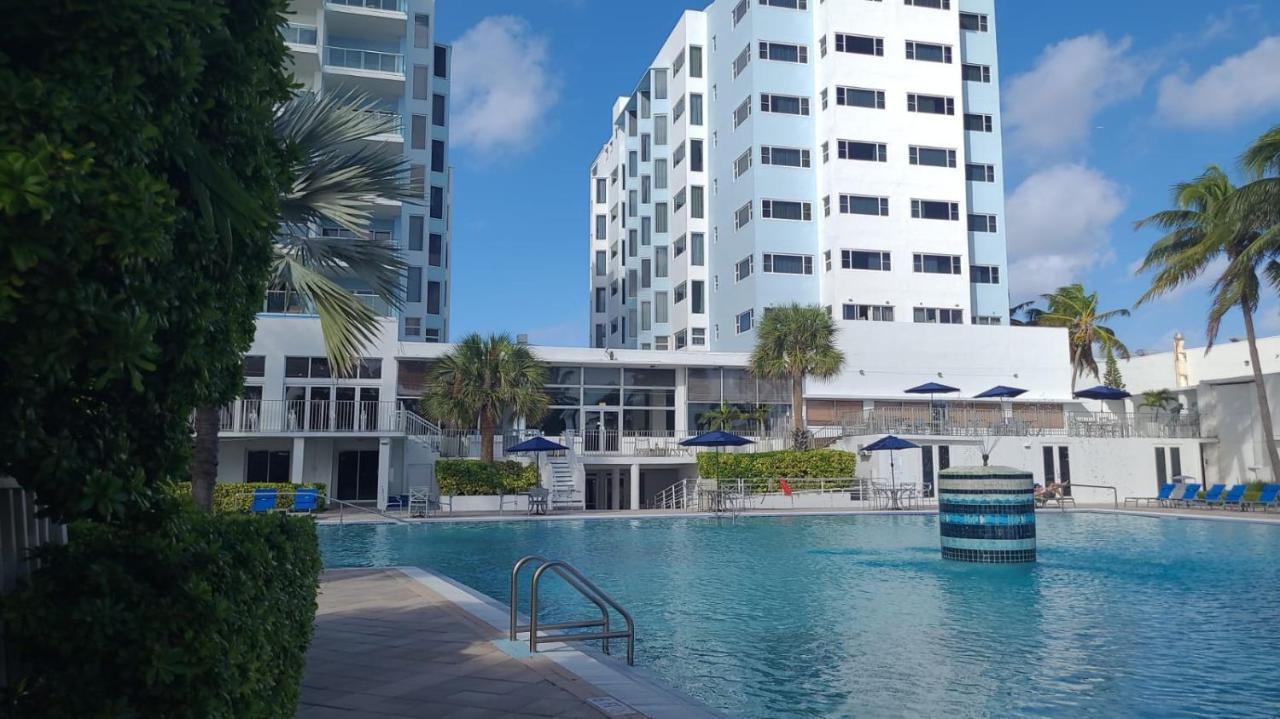 Sherry Frontenac Oceanfront Μαϊάμι Μπιτς Εξωτερικό φωτογραφία